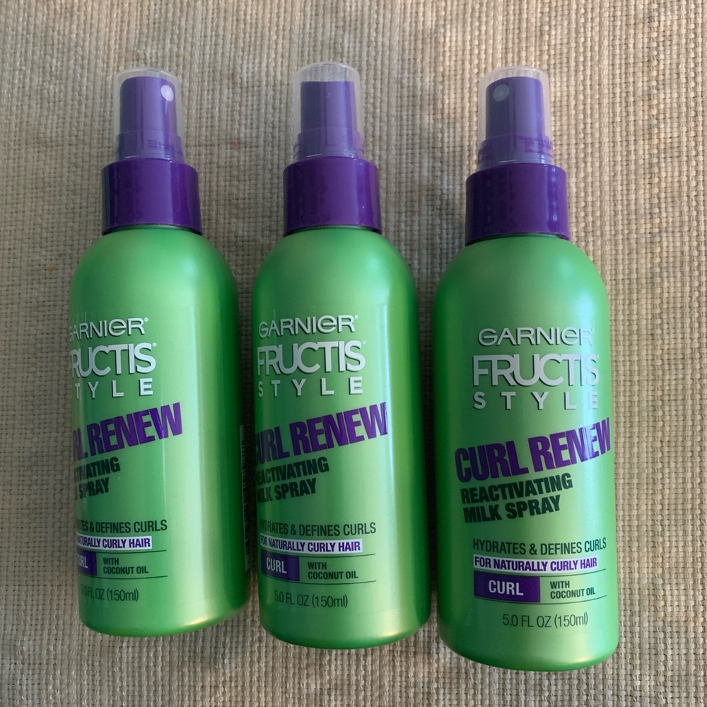 Garnier Fructis curl renew spray